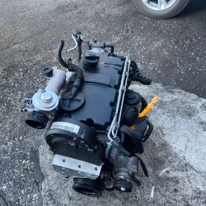 Volkswagen Transporter t5 Orijinal Çıkma 1.9 AXB Komple Motor
