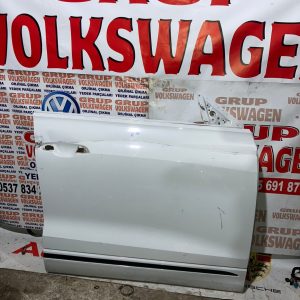 Audi Q8 Sağ Ön Kapı