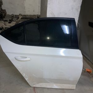 Skoda Superb Hatasız Sağ Arka Kapı