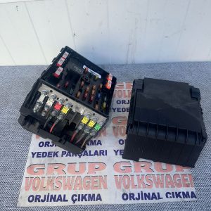 Volswagen Passat 3.0 çıkma sigorta tablası