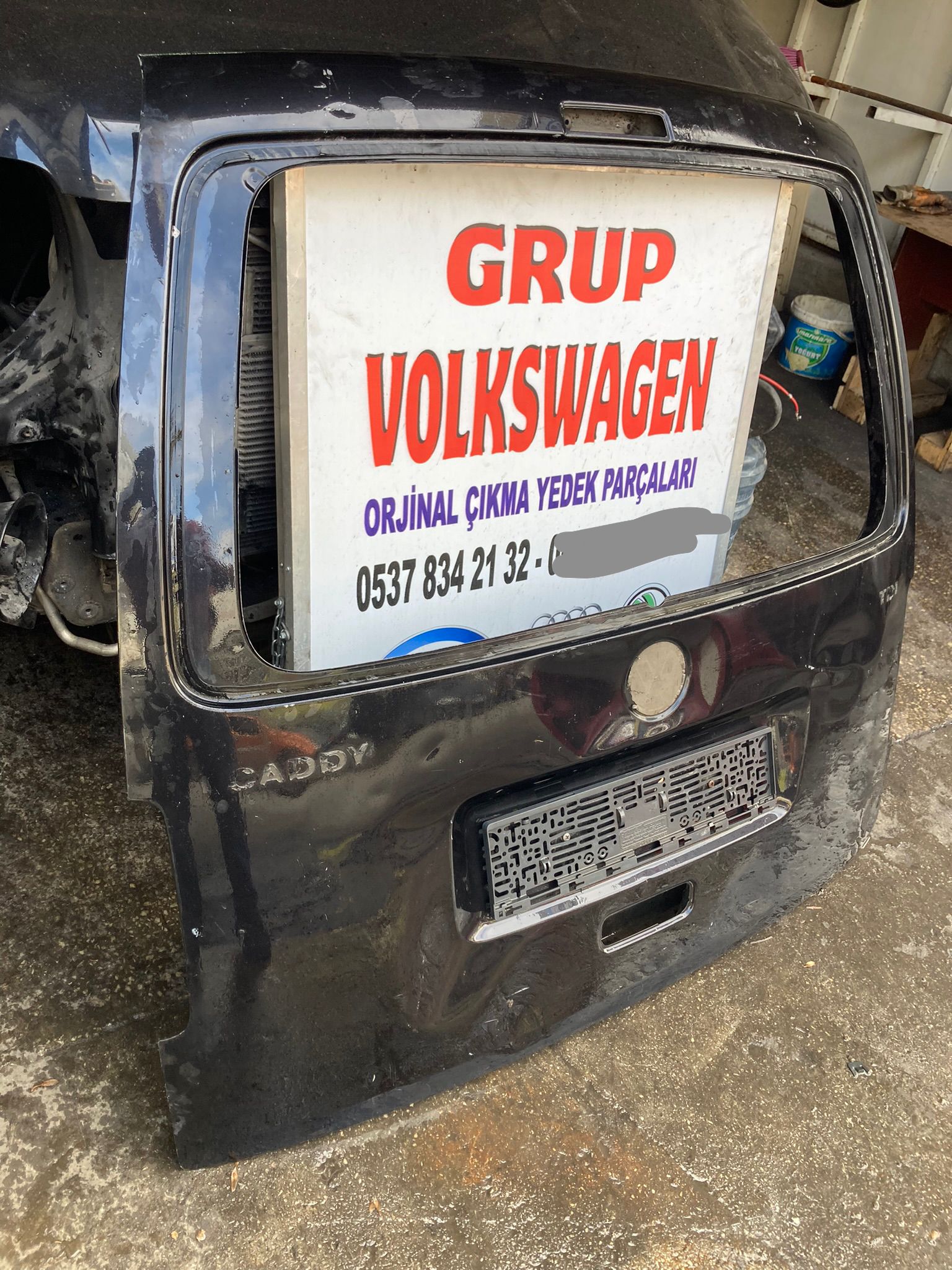 Volkswagen Caddy az hatalı çıkma bagaj kapağı Volkswagen Caddy az hatalı çıkma bagaj kapağı