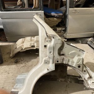 Volkswagen Transporter çıkma sağ ön şase kolu